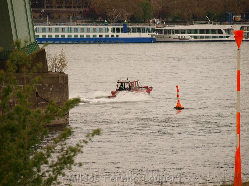 Wartungsarbeiten Rettungsboot Ursula P48.JPG